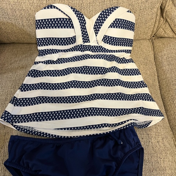 VENUS Other - VENUS HALTER TOP BATHING SUIT W/BOTTOM